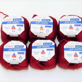 6 pelotes de laine rouge " joli matin "