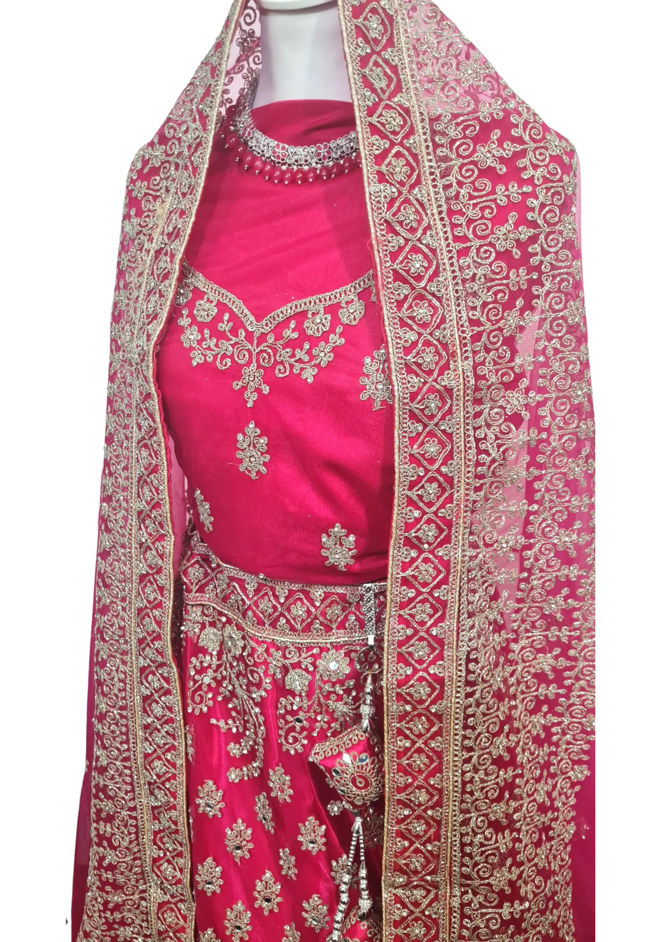 Beau lehenga mariage Rose fuchsia Rashmika