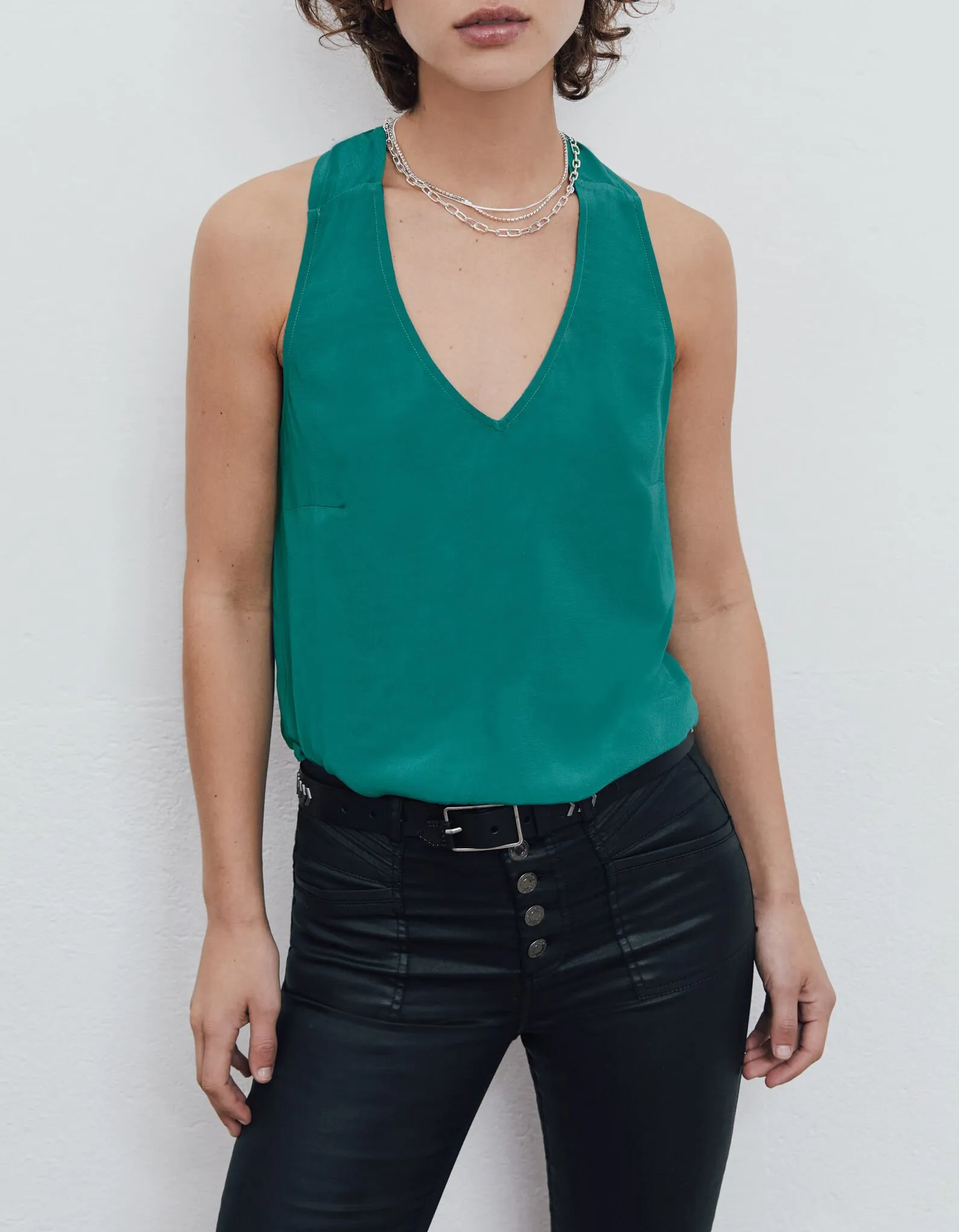 Top turquoise crêpe détail dos croisé sans manches femme